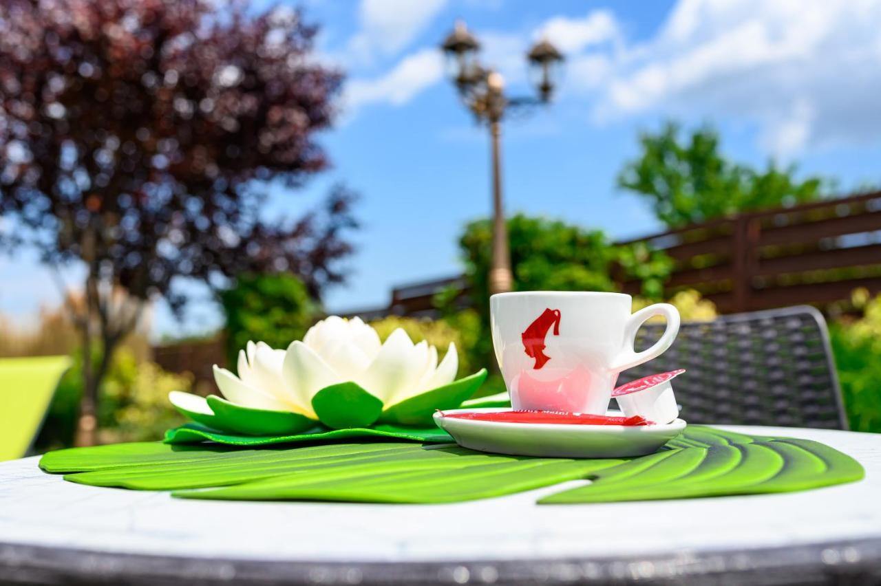 Green Delta Hotel Murighiol Ngoại thất bức ảnh