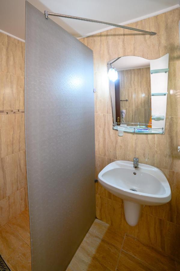 Green Delta Hotel Murighiol Ngoại thất bức ảnh