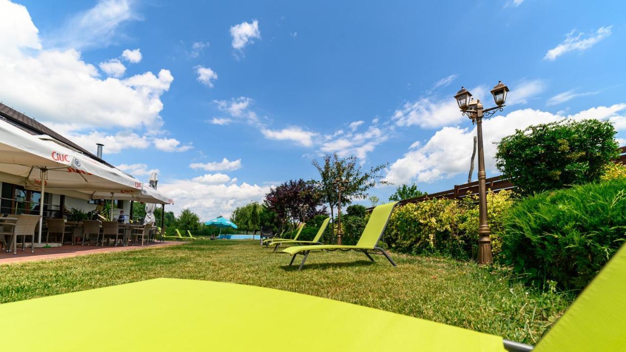 Green Delta Hotel Murighiol Ngoại thất bức ảnh